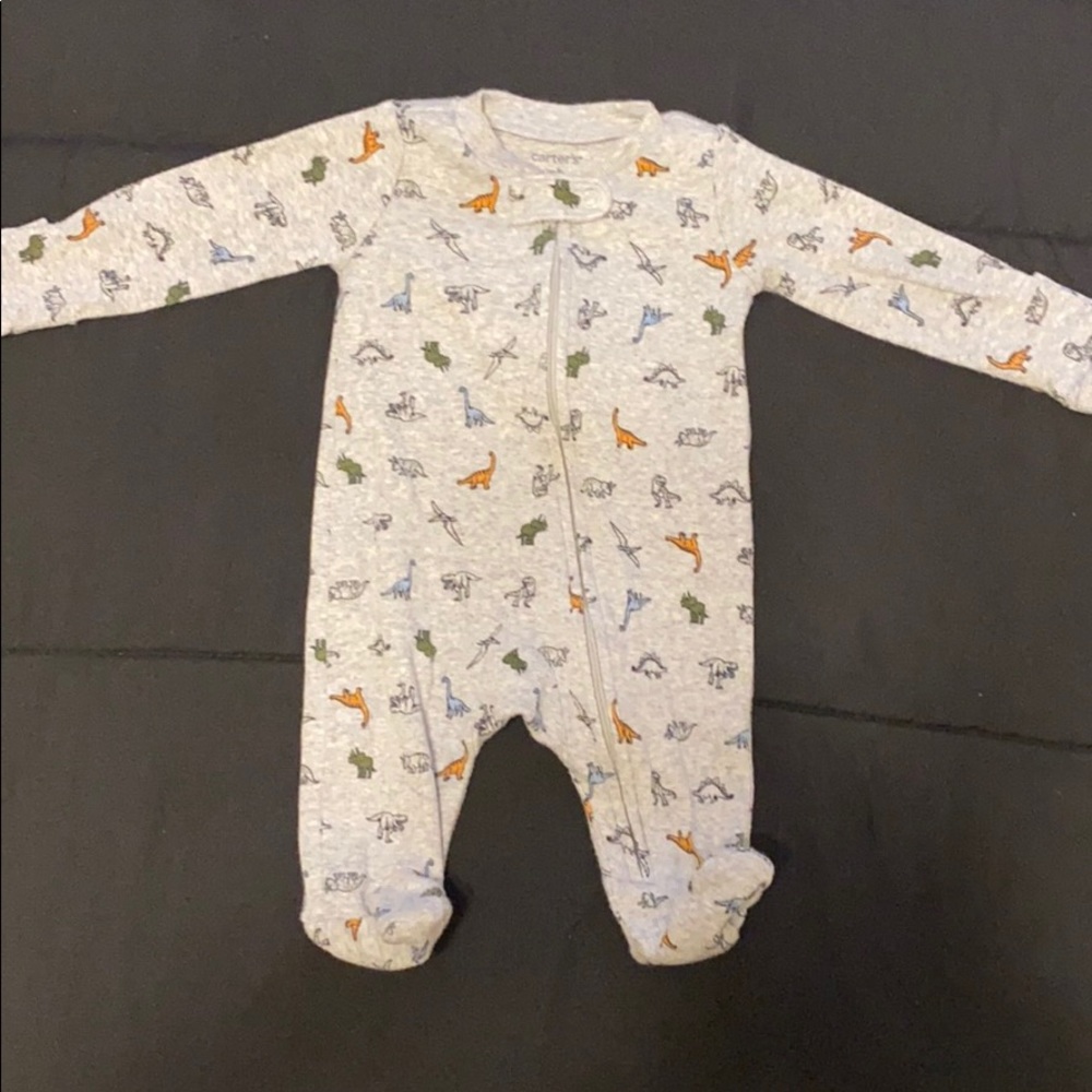 Carter’s Newborn Bundle - Picture 3 of 5